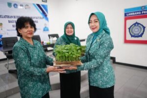 Perkuat Kemandirian Pangan, TP-PKK Kota Probolinggo Gelar Pelatihan Budidaya Tanaman Sayur2026