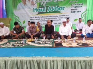 Menjelang Bulan Ramadhan Warga Sukokerto Pajarakan Mengadakan Haul Akbar